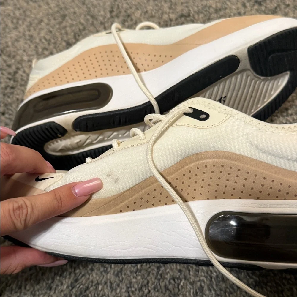 Nike Air Max Dia Pale Ivory